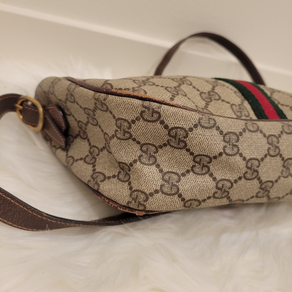 Vintage Gucci Crossbody - Picture 9 of 14